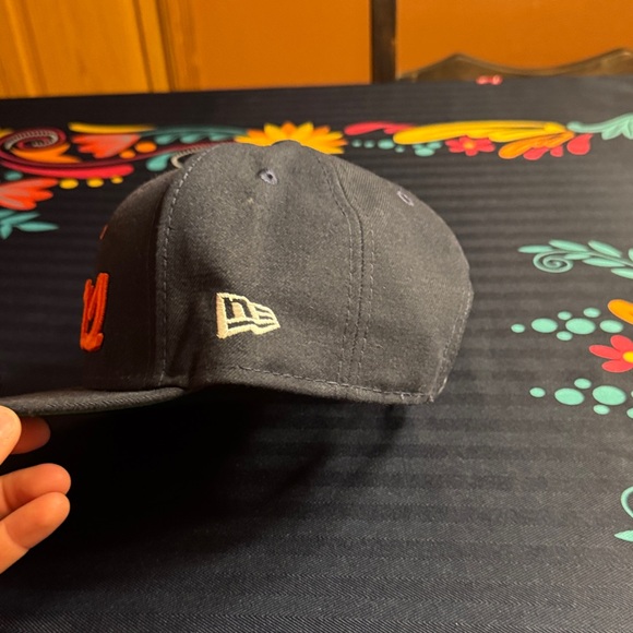 Chicago Bears Script Cap - Picture 2 of 4